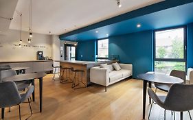 FourRoomotel